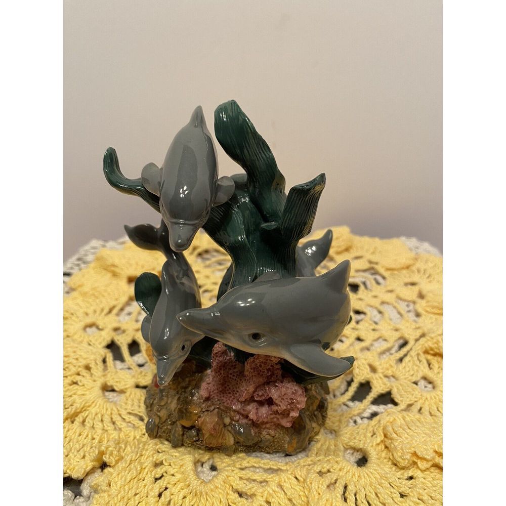 Herco Gift Professional Dolphins Playing In Coral Seaweed Figurine‎ Ceramic.